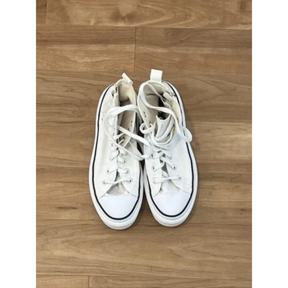 Converse Kids' Chuck Taylor All Star Lugged Lift Shoes - White/Black Sz 6.5